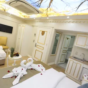 Otel Hazar, İstanbul